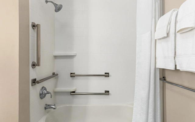 Holiday Inn Express And Suites Ukiah