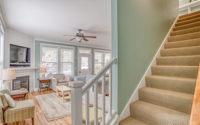 Knee Deep In Paradise