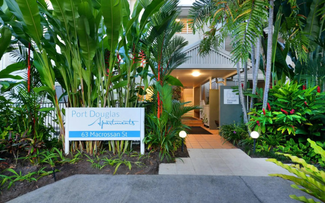 Port Douglas Apartments - Adults Only Oasis