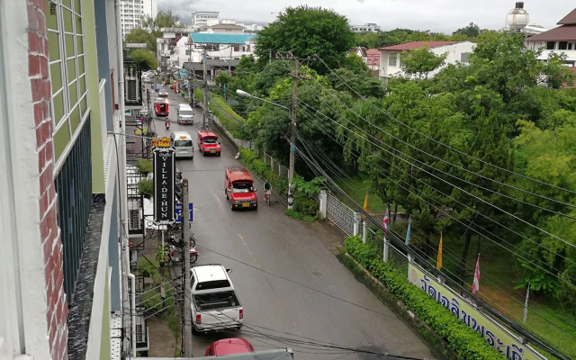 Bed In Town - Hostel