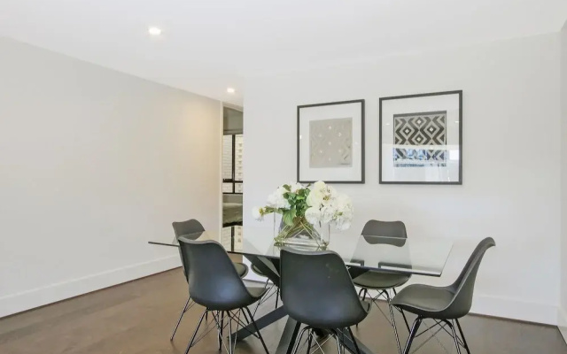 Accommodate Canberra - The Prince
