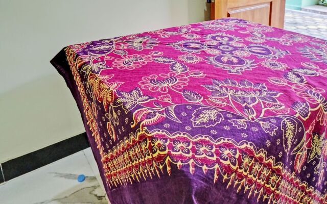 SPOT ON 92916 Batu Mas Homestay Syariah