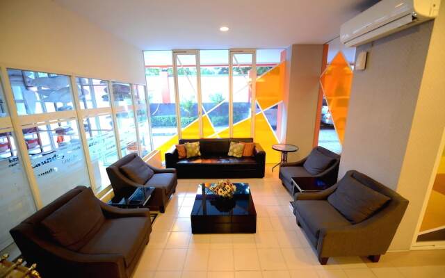 High Point Serviced Apartment