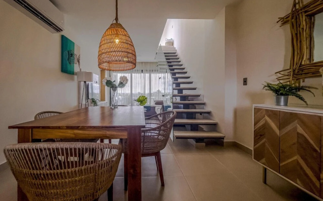 Incredible Beach Penthouse With Bbq and Rooftop