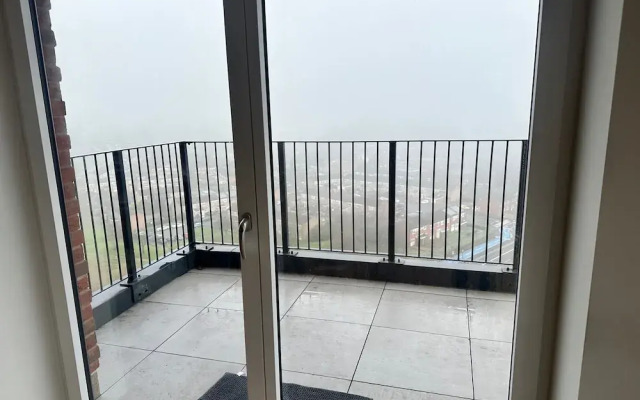 Birmingham - Cozy 2 Bed Apartment - Sleeps 4