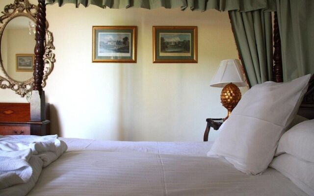 Chateau Le Mas De Montet