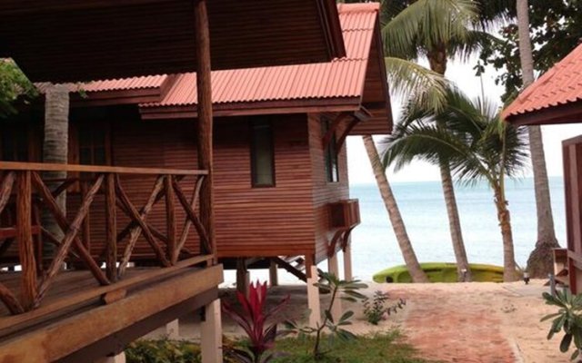 Dome Lay Beach Resort