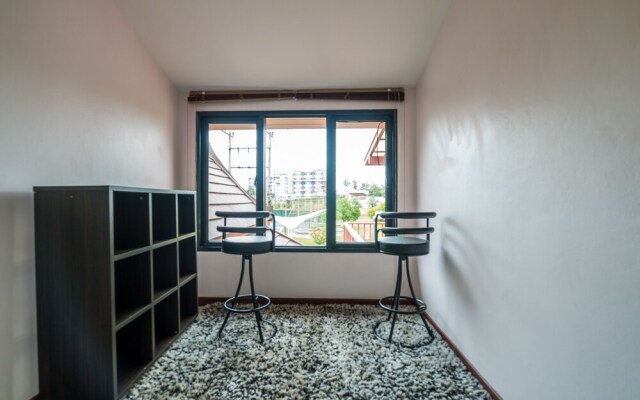 Chalong 99 Residence Villa