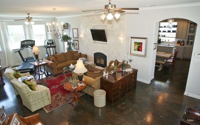 The Big Green House Bed & Breakfast