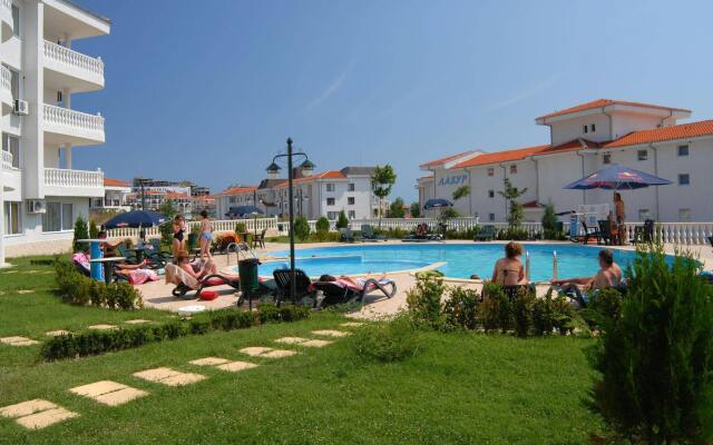 Lazur Holiday Apartments