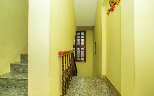 OYO 894 Apartment Hotel 510 Chetana