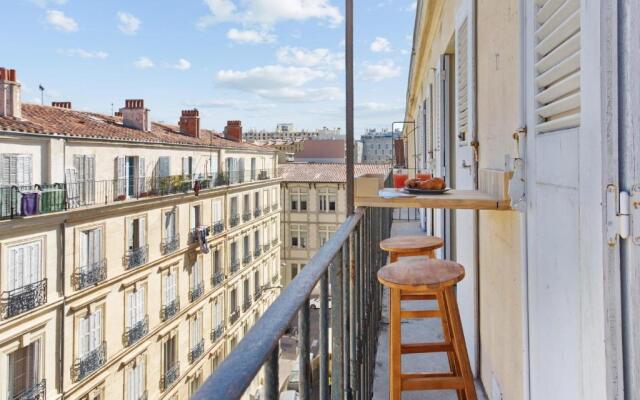 Beautiful flat with balcony in downtown Marseille - Welkeys