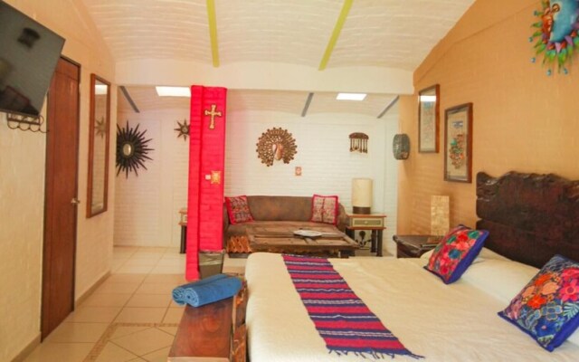 Charming 1 Bedroom Hotel With Pool View