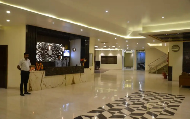 Tulip Tree Hotel