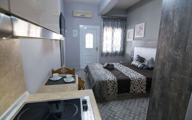 Avra Comfort Rooms