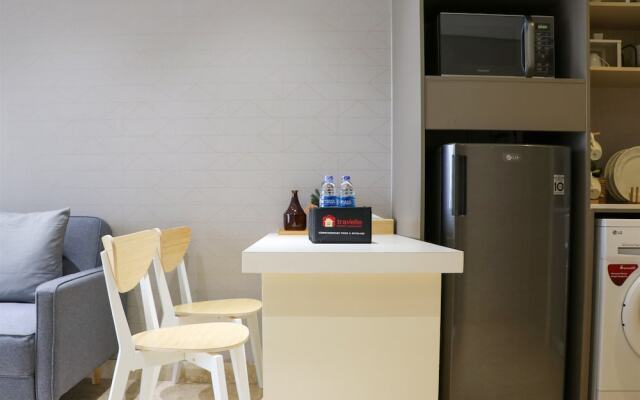 Modern Look And Comfortable 1Br Gold Coast Apartment Pik