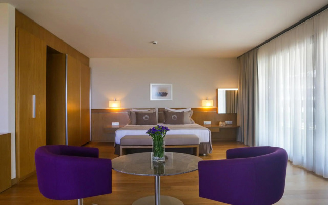 On'Live Hotel