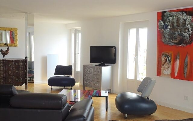 Appartement standing avec terrasse et vue