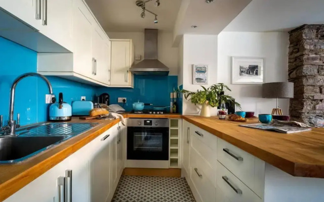 The End House - Cosy and central (Dartmouth)