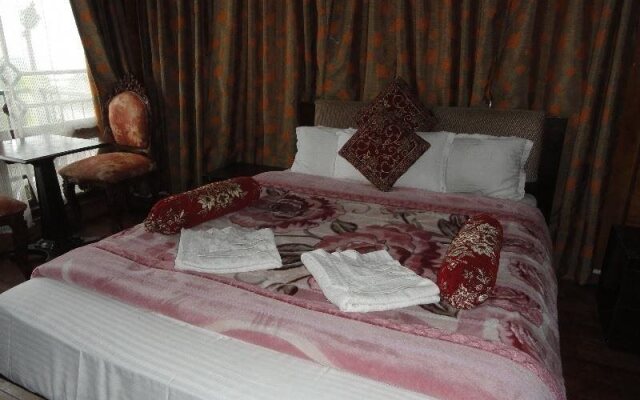 Hotel Grace Inn