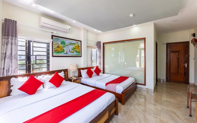 OYO 415 Nice House Hotel