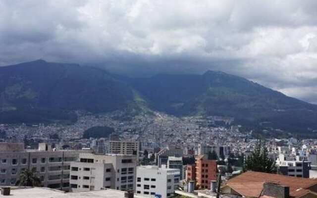 Hotel Muros Quito