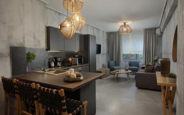 LeGeo-Luxurious Athenian Apartment