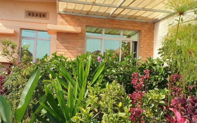 Kigali's hidden Gem Amahle House - private home