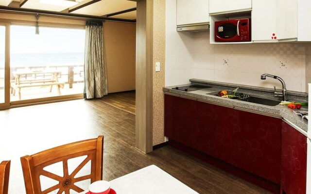 Yeongdeok Sea Pension