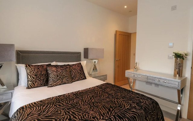 Harbourside Haven Penthouse 1