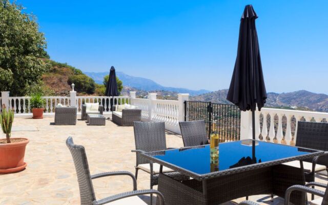 Holiday Home Villa Rosa Blanca