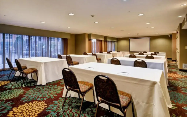Staybridge Suites Middleton Madison-West by IHG