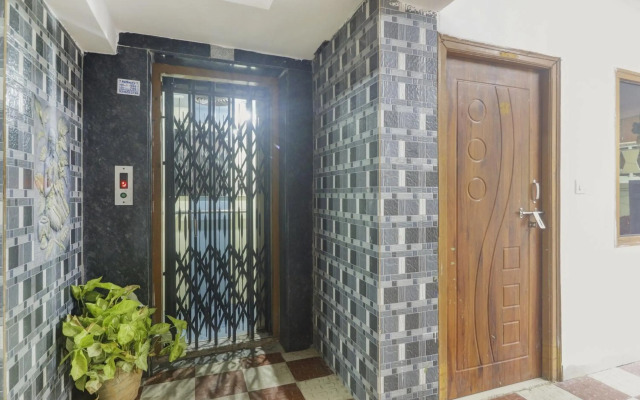 Super OYO 91856 Broholic Hotels