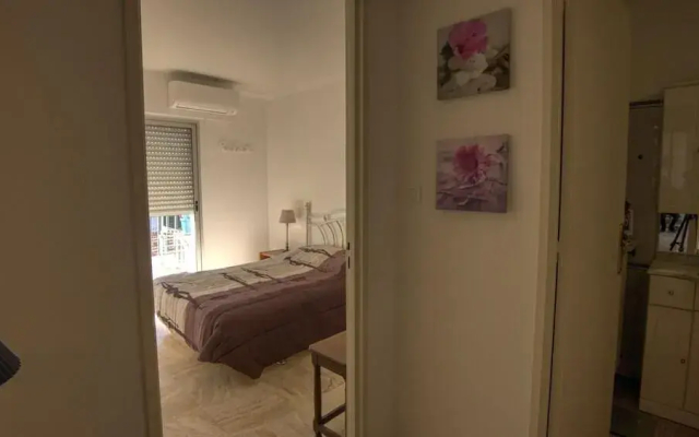 T2 3 étoiles vue mer et montagne PKG - Hotel in 戛纳 - Photo 2