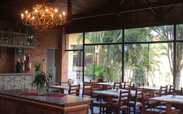 Paradies Hotel Express