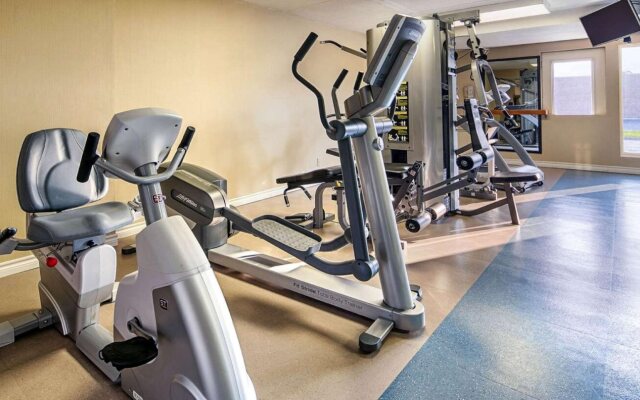Quality Inn & Suites