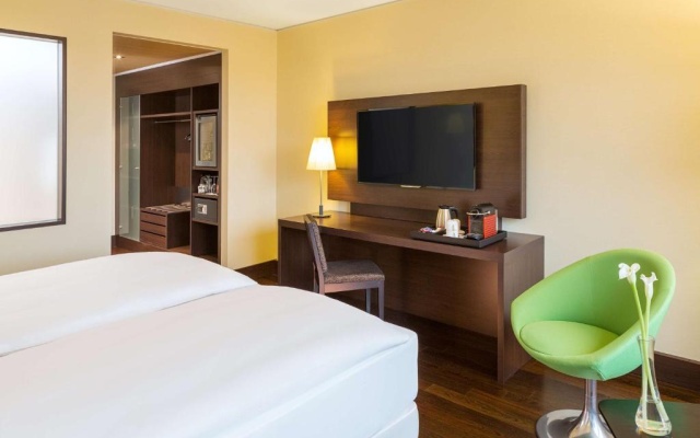 Superior Double room (full double bed) (bed type is subject to availability)