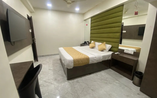 Hotel B Town