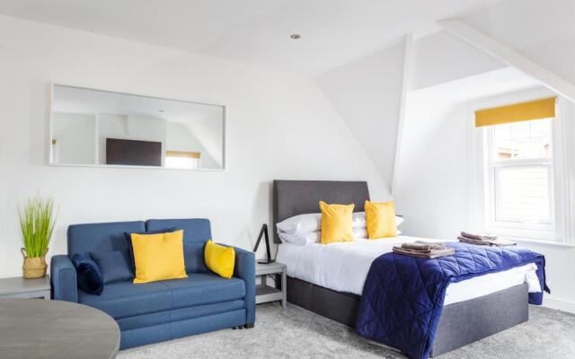 Beach View Luxury Apartment
