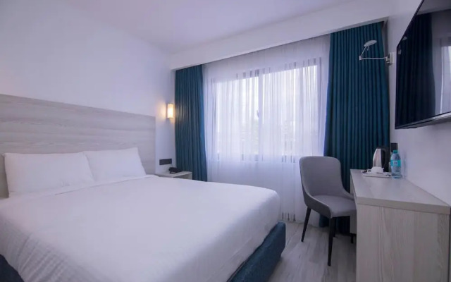 Symphony Hotel