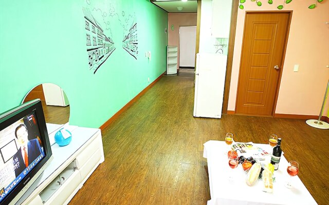 Taean West Pine Pension