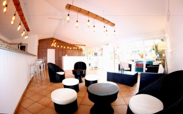 Giramar Apartamentos Turisticos