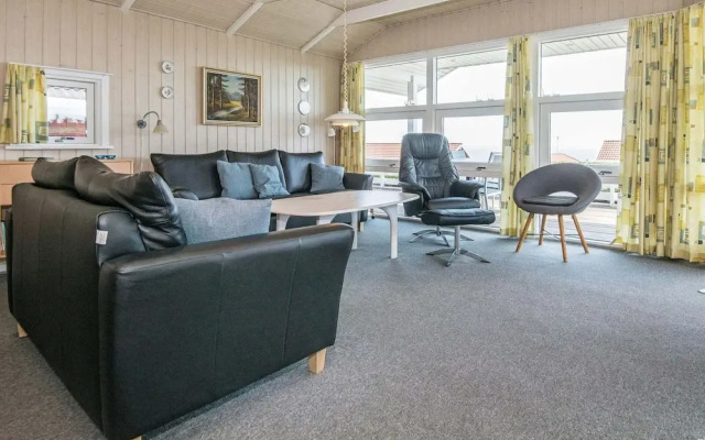 8 Person Holiday Home in Sjolund-by Traum