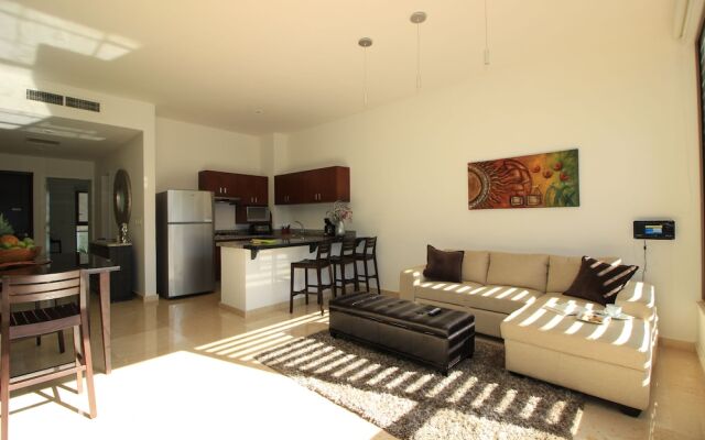 Penthouse with Golf View by Olahola
