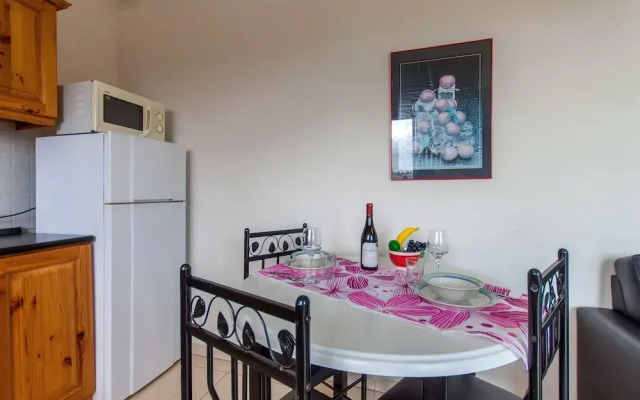 Merill Pool and Sea Penthouse Apart 6