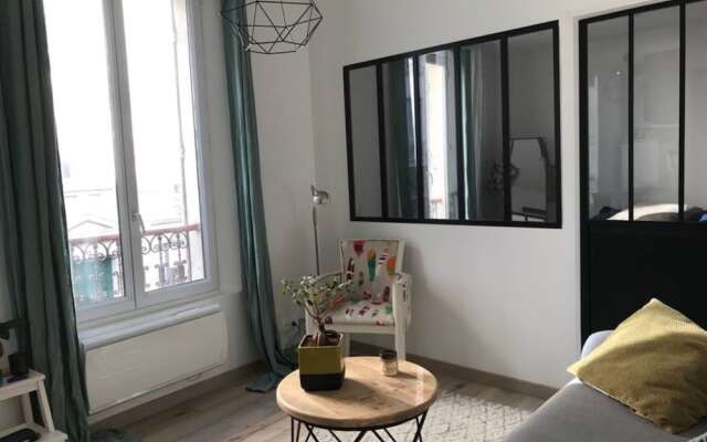 1 Bedroom Apartment Near Sacré-cœur