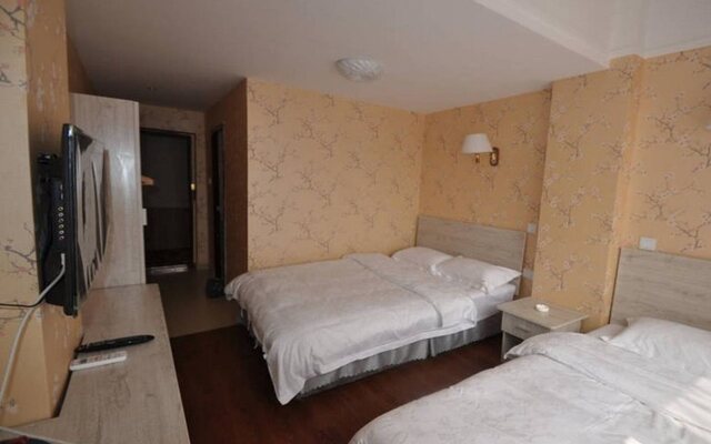 Chengdu Peach Garden hotel