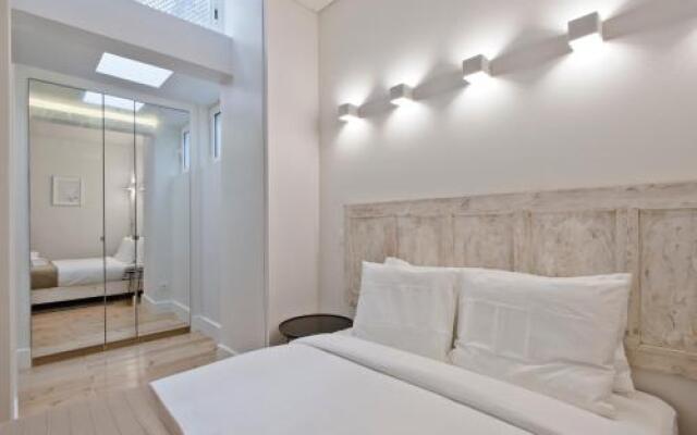 Bmyguest - Exclusive Downtown Apartment