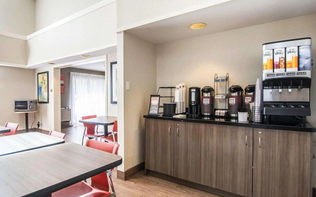 Comfort Inn
