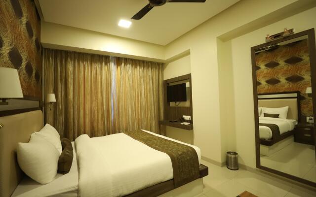 Hotel Seven Sky